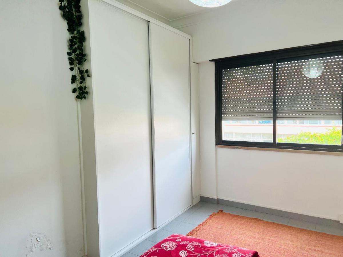 Charming House 2 Apartment Amadora
